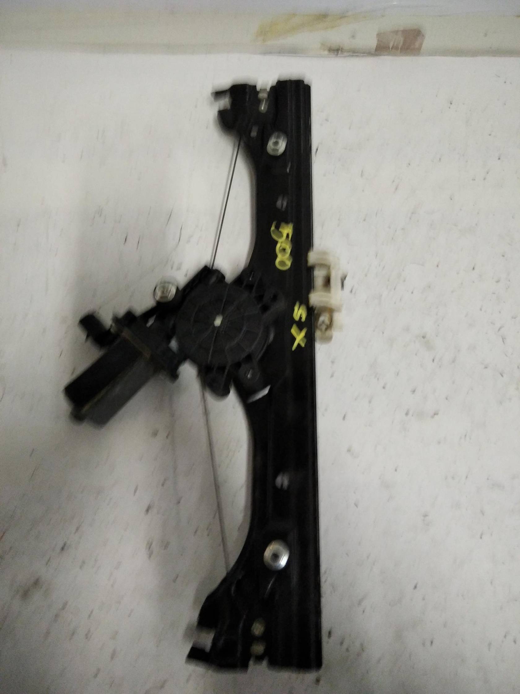 Alzacristallo elettr. porta ant. sx.